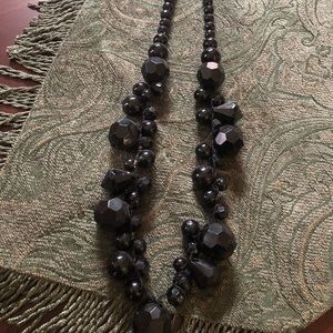 Costume jewelry/necklaces